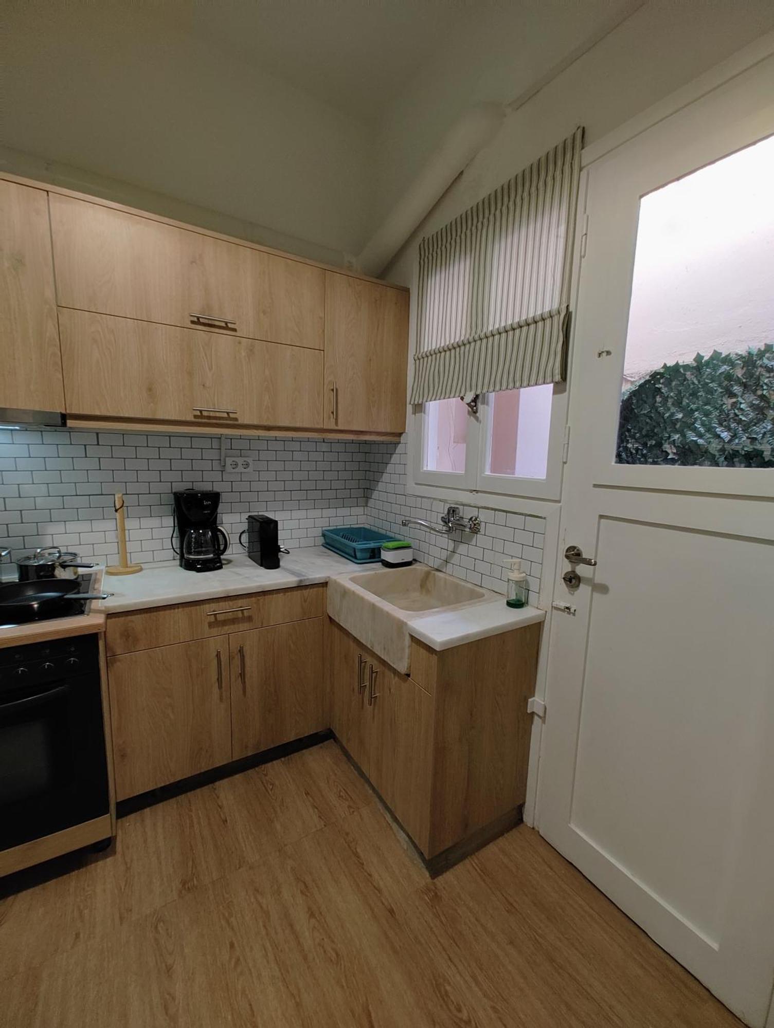 Apartment Thisio Атина Екстериор снимка